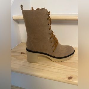 Lace up winter booties with heel! Never worn!